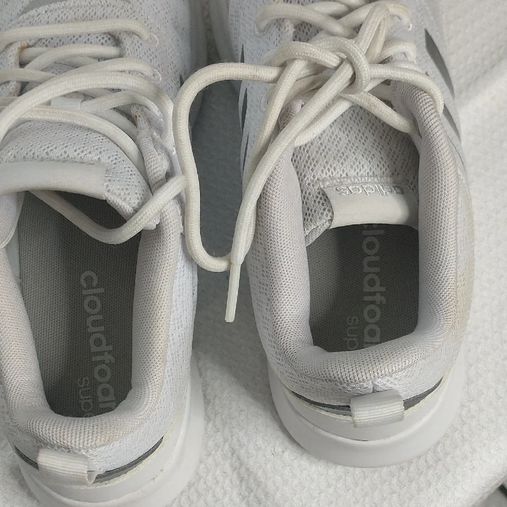 Adidas Cloudfoam "Super" White & Gray Ladies Size 7.5 Running Shoes. VGC. (H&J) - Picture 7 of 11
